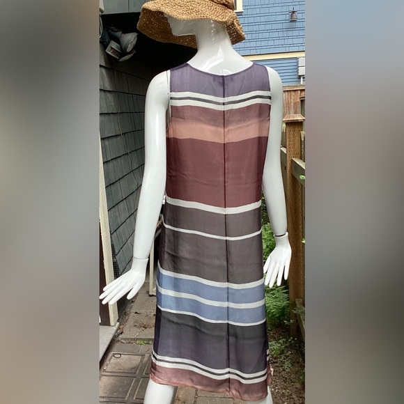 Sleeveless Lined Silk Lafayette Dress - Picture 4 of 10